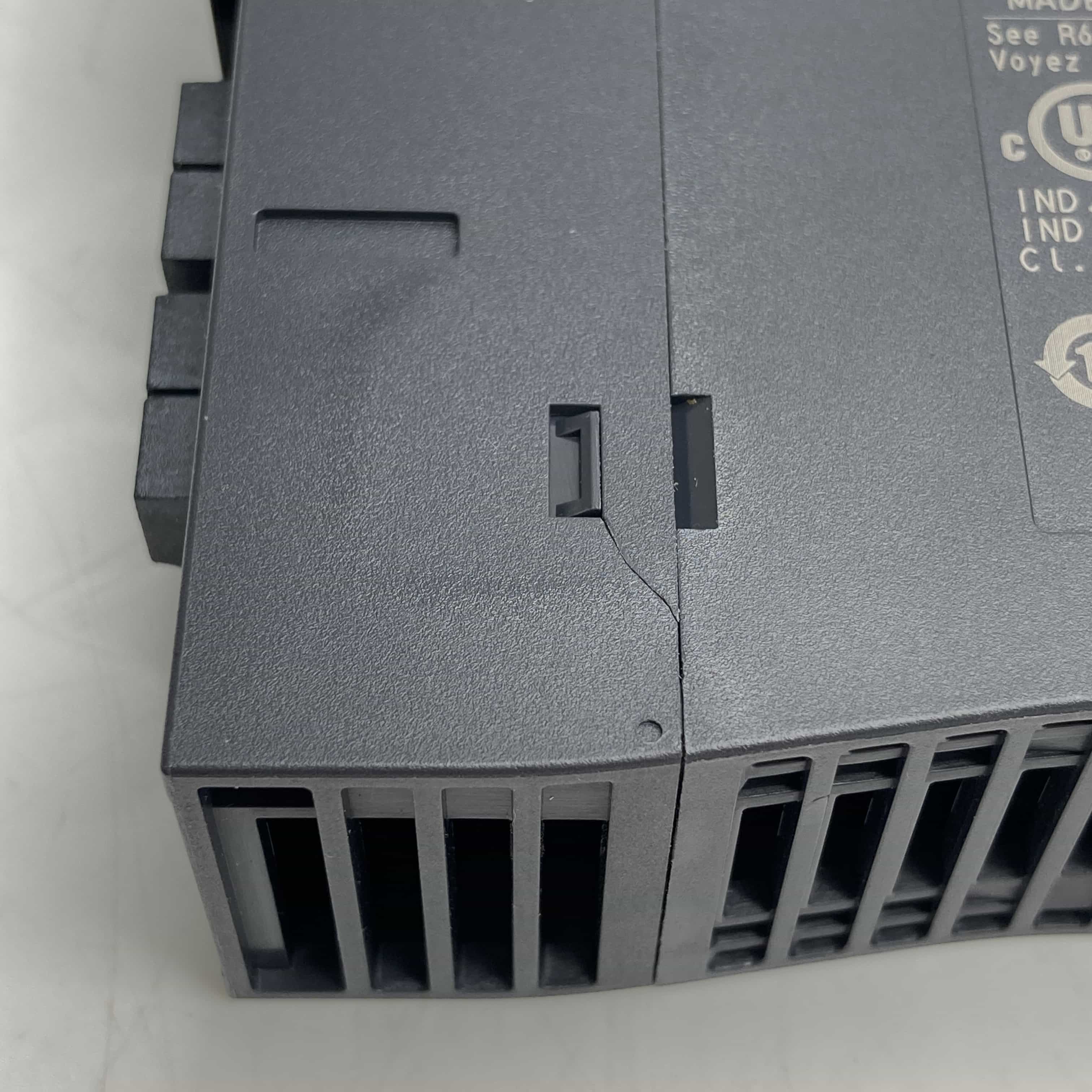 三菱電機 R6RFM 二重化機能ユニット 新品未使用 三菱電機（MITSUBISHI ELECTRIC） R6RFM MELSEC iQ-Rシリーズ 二重化